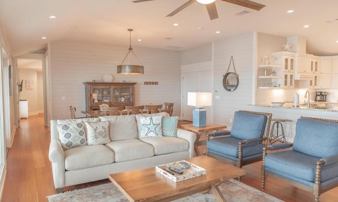 Old Town House | Trout Street Condo 2