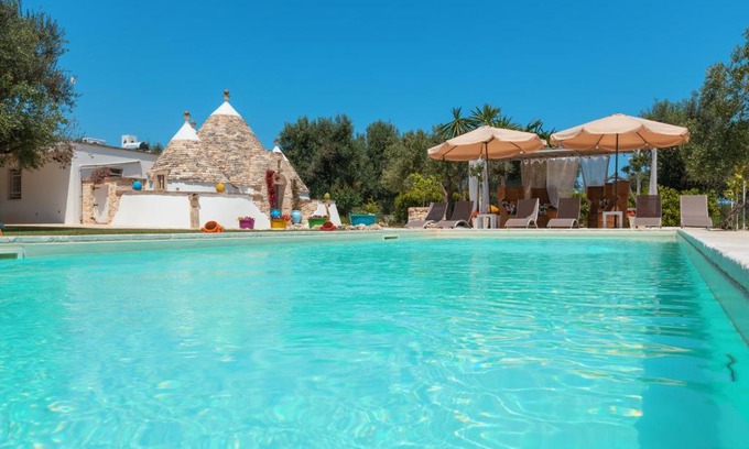 San Vito dei Normanni Villa | Trulli Olea with Pool