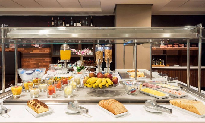 Aeroporto Internacional Governador Andre Franco Montoro Hotel | TRYP by Wyndham São Paulo Guarulhos Airport (Transit Hotel)