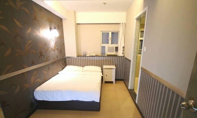 Kwun Chung Apartment | Tsim Sha Tsui,Jordan metro,HarbourCity,Temple,Centre