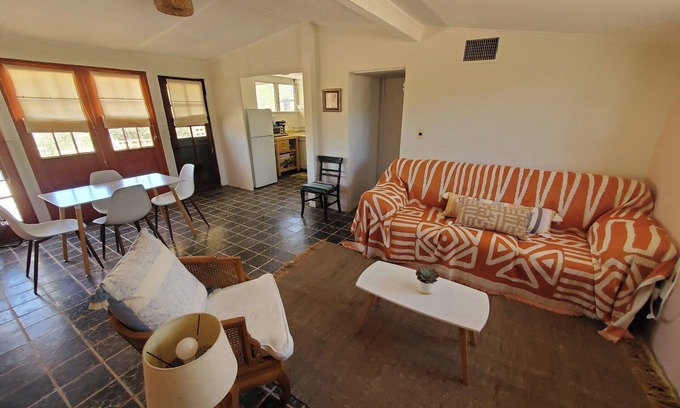 Tucson Cabin | Tucson Desert Crystal Cabin Historic Ranch 2BR with Amazing Mountain View