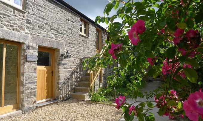 Saint Ann's Chapel House | Tuell Farm Cottages