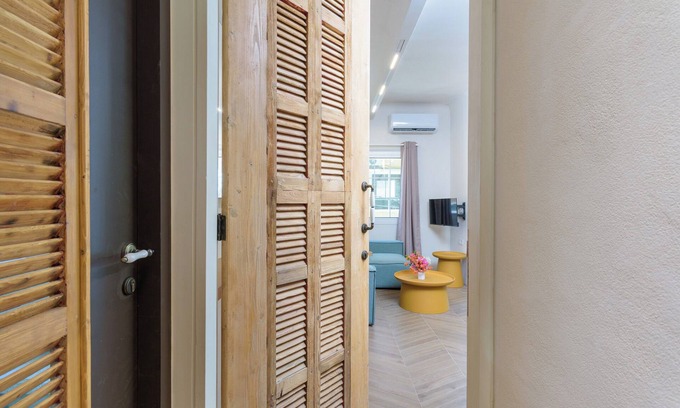 Gemmayzeh Apartment | Tulip 2BR Apartment In Gemmayze