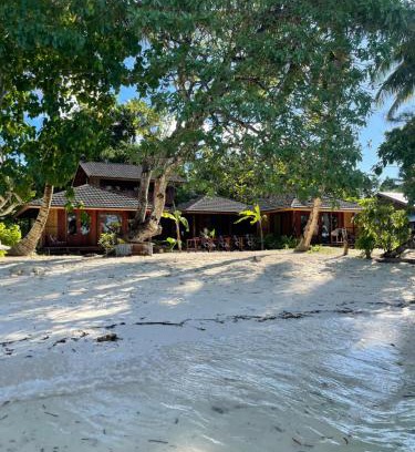 Nuhu Roa Bed & Breakfast | Tumbuh Oasis