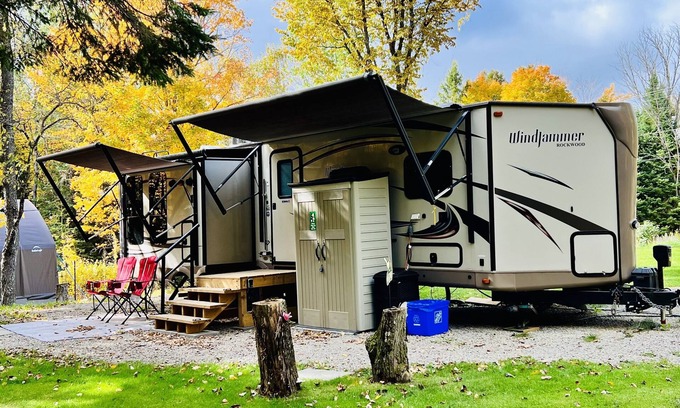 Wollaston House | Turkey Hill RV Cottage