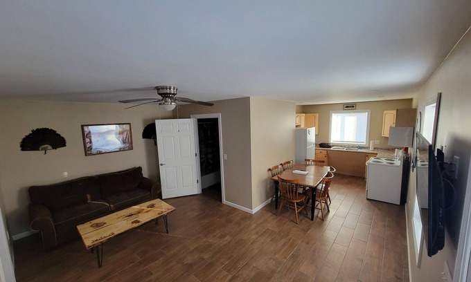 South Aroostook Apartment | Turkey Tale - Charming 2-bedroom apartment in delightful Linneus with WiFi