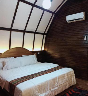 Kecamatan JONGGAT Hotel | Turrall Bungalow