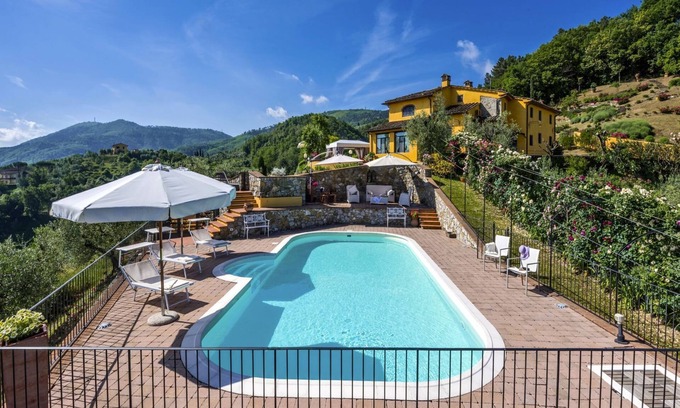 Casalguidi Villa | Tuscan villa near Florence and Lucca