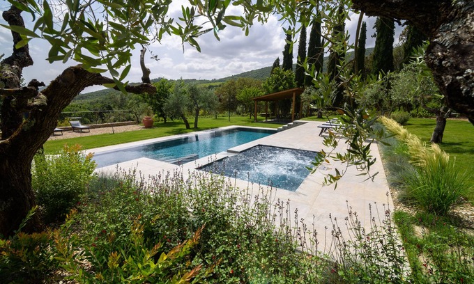 Cortona Villa | Tuscan Villa private infinity pool, exclusive location, AC, extra services