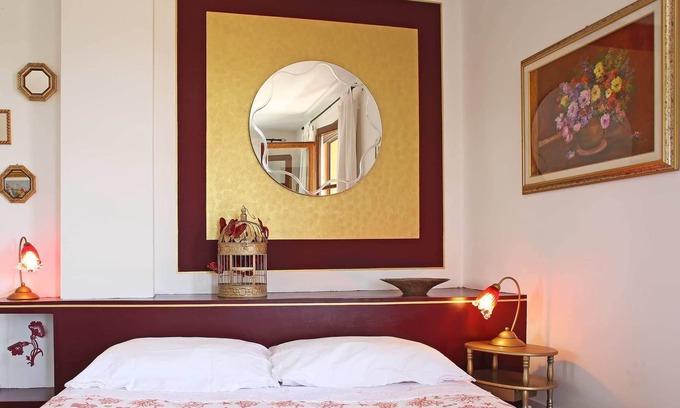 Fucecchio Villa | Tuscany villa and apartments with garden, BBQ, views, fantastic pool. Free WiFi