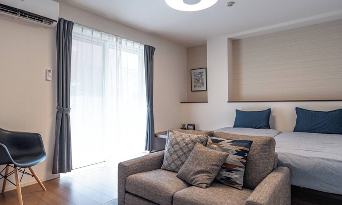 Otsu Hotel | Twin bed roomYou can cook and do laundryEquipped with a 60inch large screen TV/Otsu Shiga