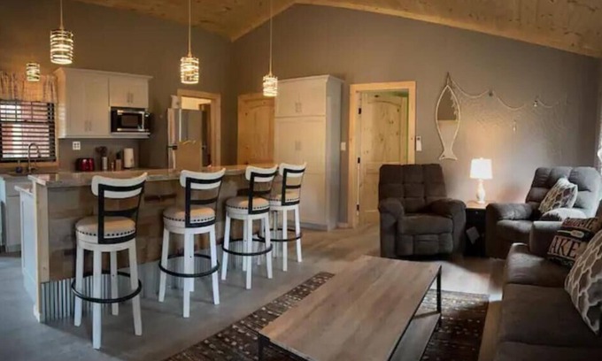 Sylvan Beach Cottage | Twin Getaway Cottages Sunrise
