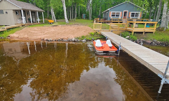 Toivola Cottage | Twin Lakes Cottage on Lake Roland