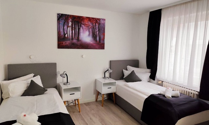 Rastatt Hotel | Twin room-Economy-Private Bathroom