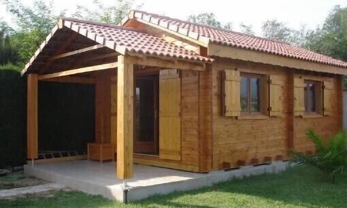 Saint Pierre de Feric Ski Chalet | Two-bedroom apartment in the heights of Nice: Small chalet with private garden.