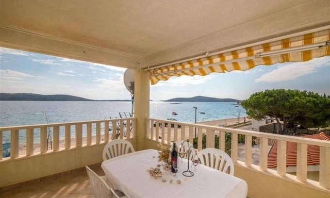 Sevid Apartment | Two bedroom apartment near beach Sevid, Trogir (A-12671-a)