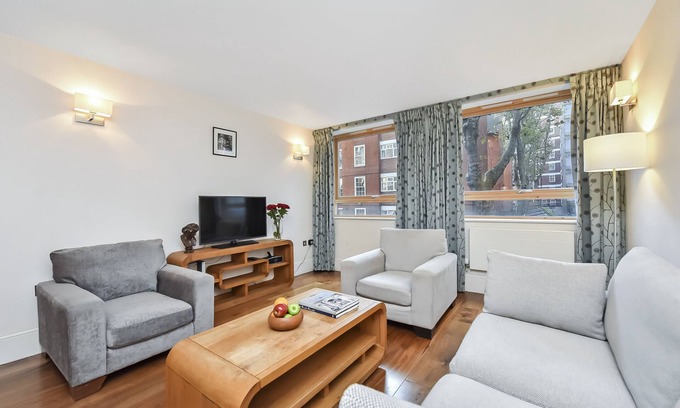 St. Pancras Apartment | Two bedroom apartment with sofa bed