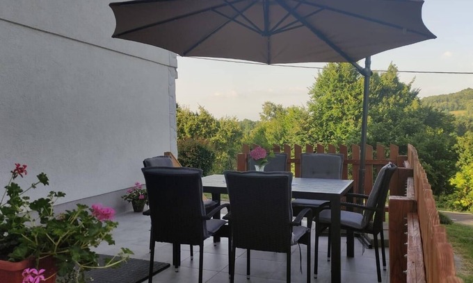Slunj Apartment | Two bedroom apartment with terrace Slunj, Plitvice (A-22111-a)