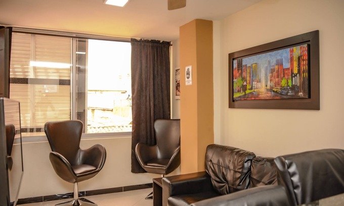 Astorga Apartment | Two Bedroom Chic Apartment close to the Parks Poblado