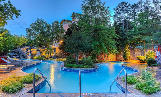 Pigeon Forge Condo | Two Bedroom Condo - 2 Kings