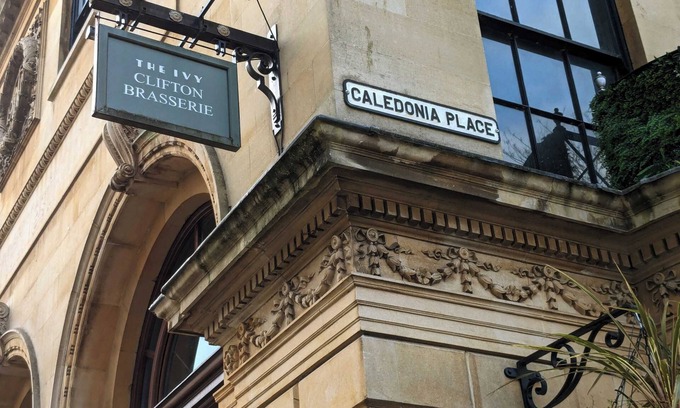 Clifton Apartment | Two Bedroom flat in Caledonia Place