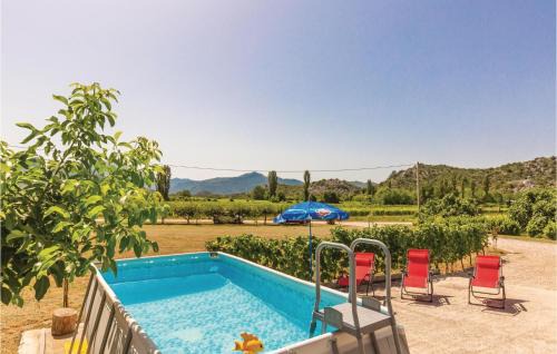 Stasevica House | Two-Bedroom Holiday Home In Stasevica