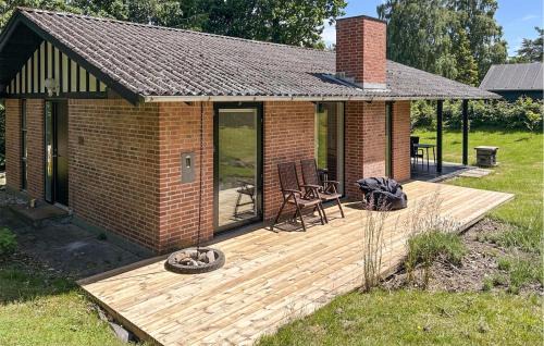Skødshoved Strand House | Two-Bedroom Holiday Home In Knebel