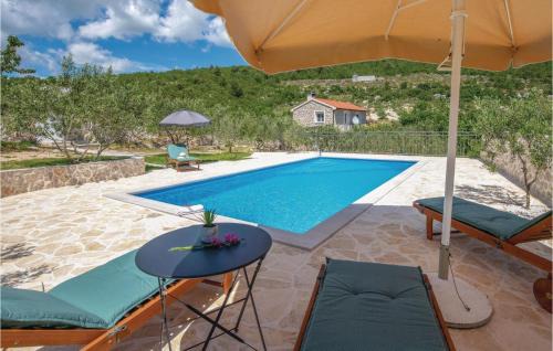 Vid House | Two-Bedroom Holiday Home In Vid