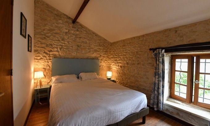 Ternant Apartment | Two Bedroom House in Domaine les Granges