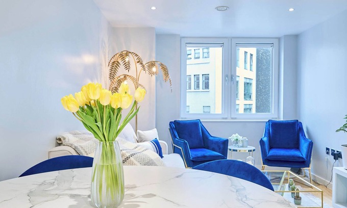 St Luke's Apartment | Two-Bedroom Luxury Flat in Central London