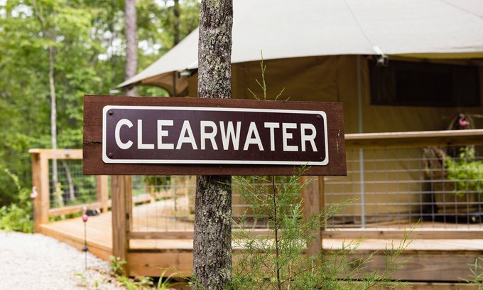 Dadeville Cabin | Two Bedroom Luxury Glamp, huge deck, private Hot Tub at The Destination Resort