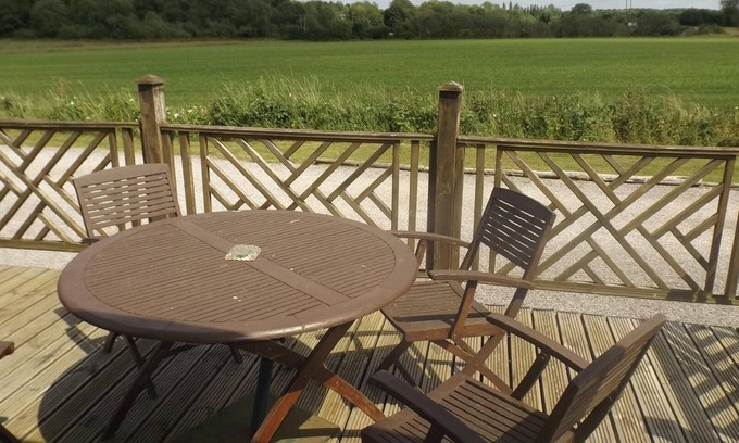 Offenham Cabin | Two bedroom timber lodge, Avonvale Holiday Lodges