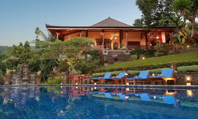 Kayu Putih Villa | Two bedroom Villa Estate in Lovina with Sea View