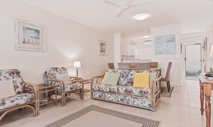Evans Head Apartment | TWO BEDROOM WHEELCHAIR ACCESSIBLE UNIT ON DAVIS