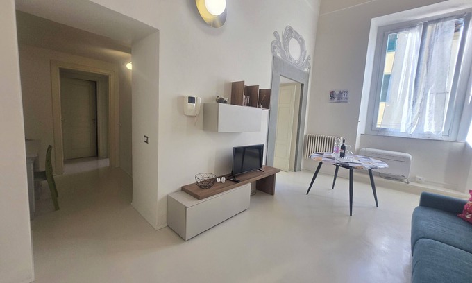 Pistoia Apartment | Two bedrooms, two bathrooms, Jacuzzi, parking lot