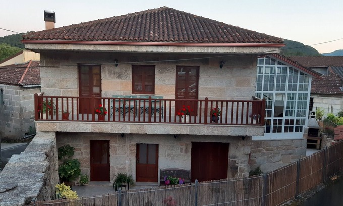Arnoia Cottage | Two Chaos Rural House | Rural Tourism House in A Arnoia