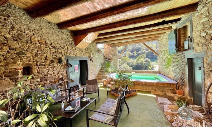 Lavaudieu Bed & Breakfast | Two charming rooms with private bathrooms in Lavaudieu