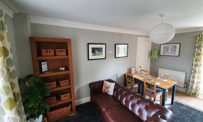 Newton Bed & Breakfast | Two gorgeous bedrooms in 4* B&B with open countryside views at Parkhead House
