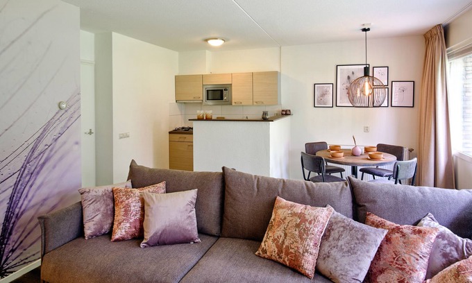 Vaassen Apartment | Two person luxury apartment close to nature.