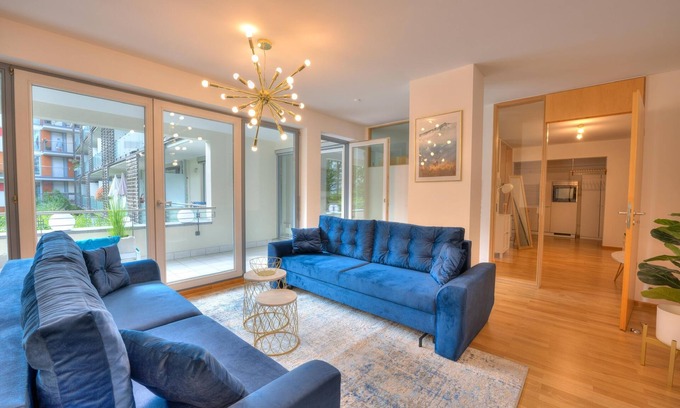 Marsfeld Apartment | Two-room apartment in the city center with underground parking space