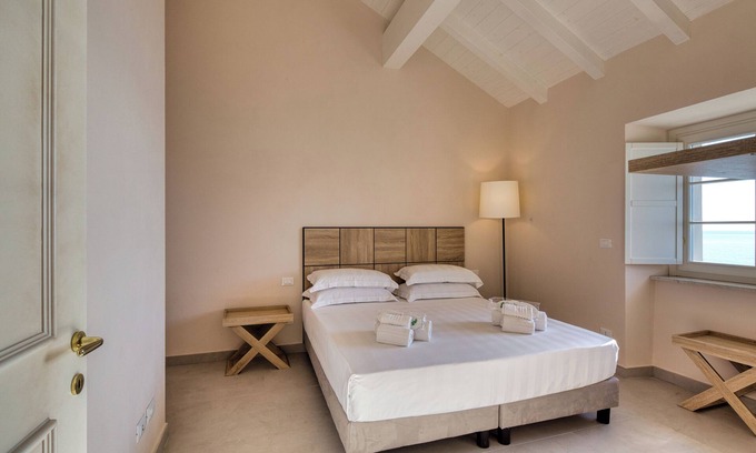 Acquasanta Apartment | Two-room apartment with bath and sea view terrace
