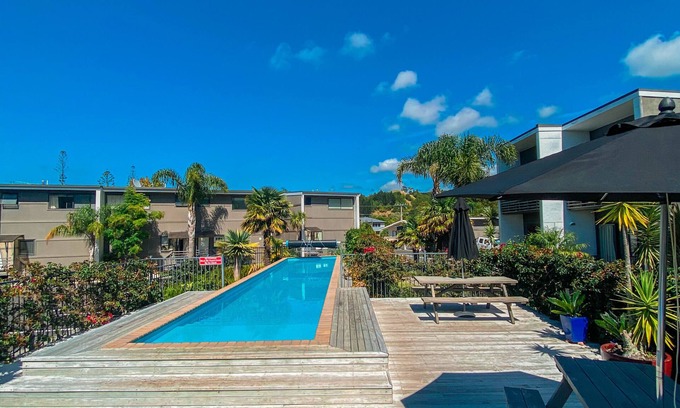 Whitianga Villa | Two Storey Villa - Swimming Pool and Spa Pool Access