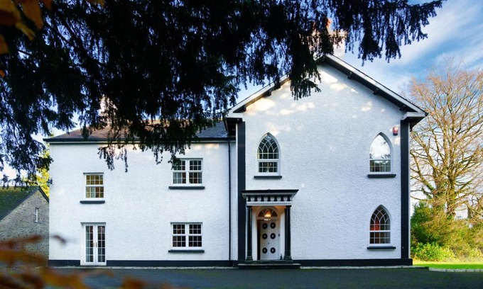 Llangybi House | Ty Bledrws - family retreat near the Cardigan Bay coast