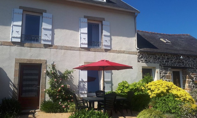 Pont-de-Buis-les-Quimerch House | Ty Braz quiet in the countryside
