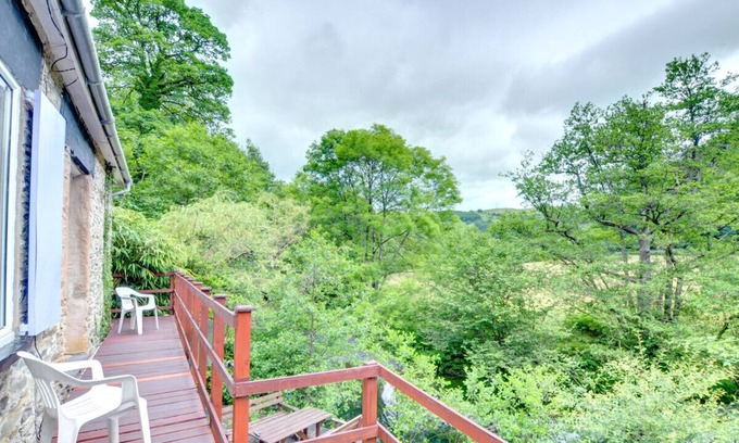 Machynlleth House | Ty Dulas - Two Bedroom House, Sleeps 5