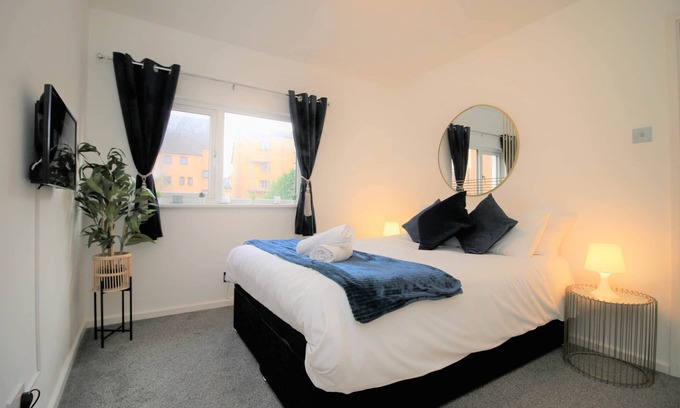 Plasnewydd House | Ty Glas Mews (2 beds)