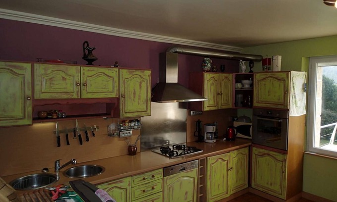 Bon Repos sur Blavet House | Ty Gwenn: in a small group in Bon Repos