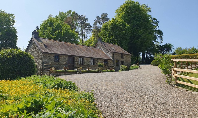 Llangybi Cottage | TY TWT, pet friendly, character holiday cottage, with open fire in