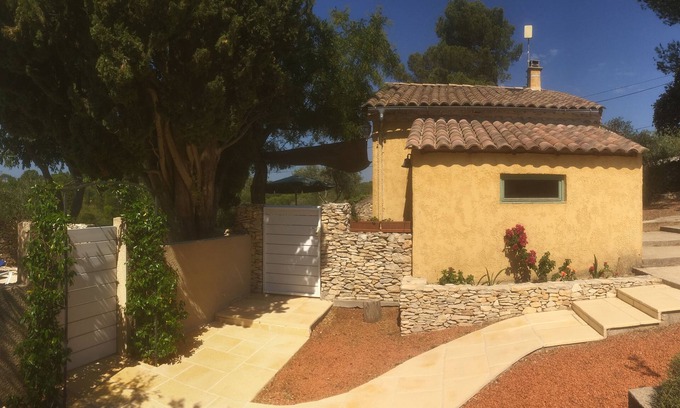Les 3 Ponts House | Typical house - Swimming pool - Quiet location Nîmes on foot