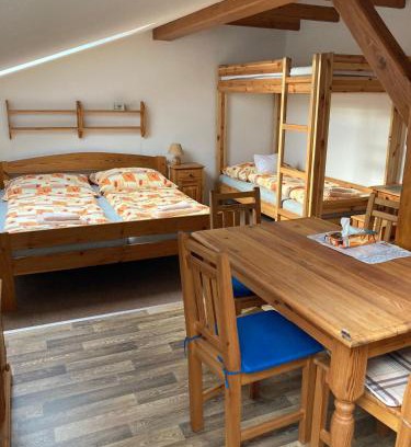 Roztoky u Jilemnice Apartment | Ubytování v podkroví